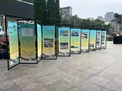 贵阳黑色会外展示架 户外活动挂画架 黑色展架出